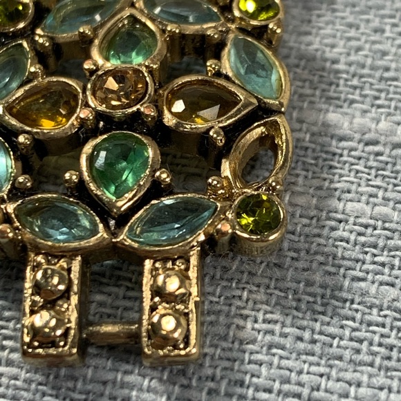 Monet bracelet gold tone, multi color faceted stones (1 missing) - Picture 7 of 15